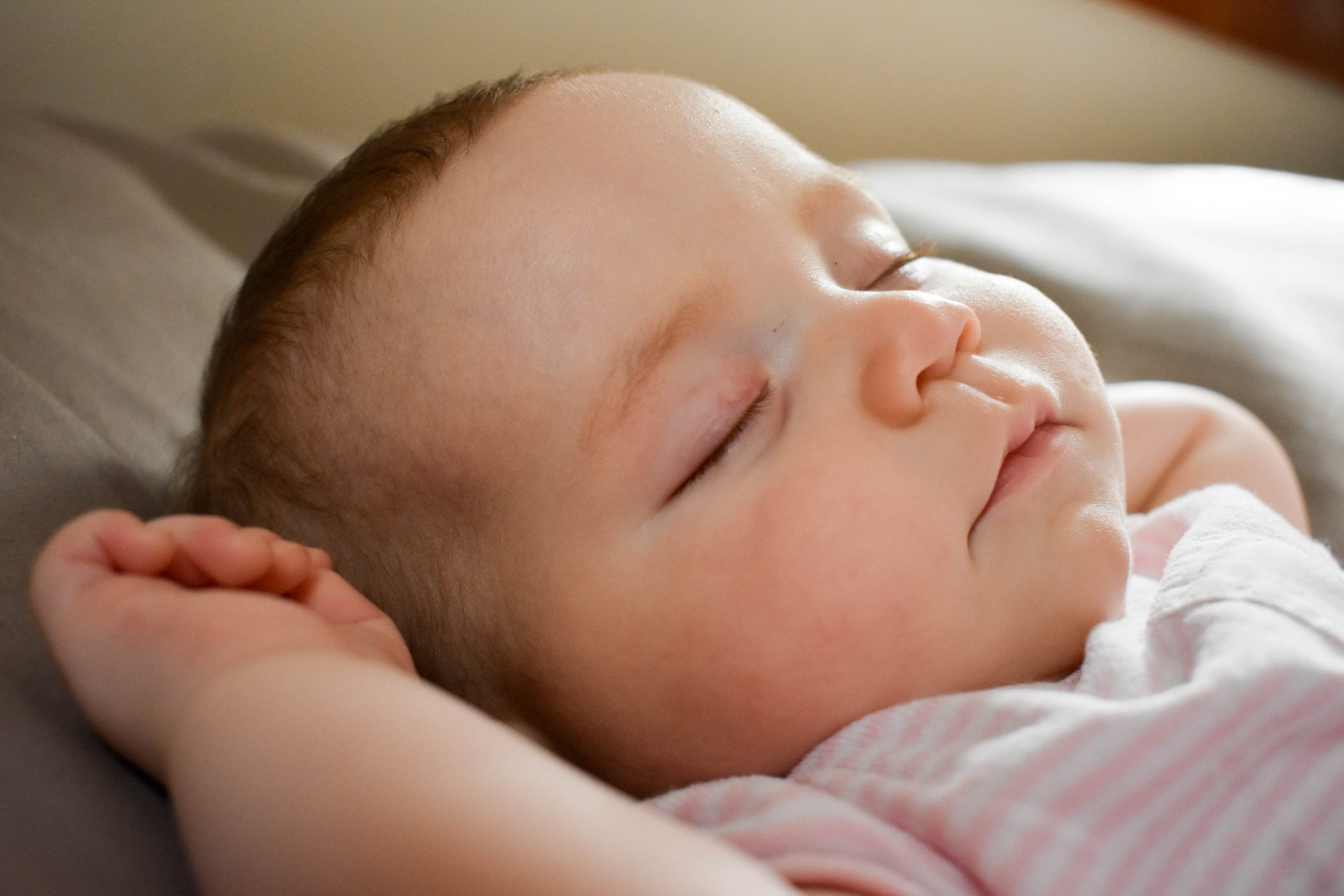 How To Get Your Baby To Sleep Without Being Held In 5 Steps MothersNeed