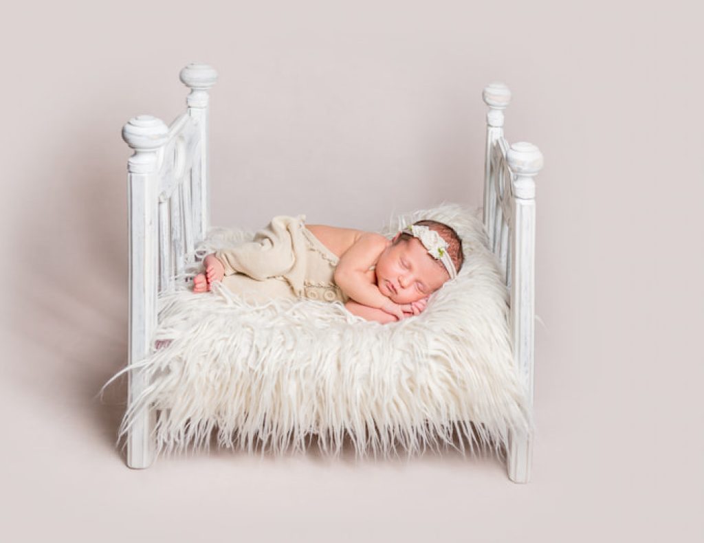Ideal Age for Newborn Photoshoot