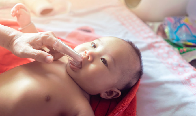 How to Clean Your Newborn's Tongue: A Step-by-Step Guide