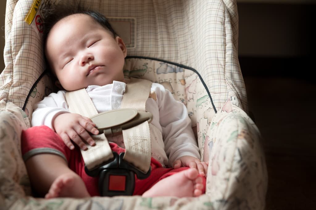 What age can baby shop use stroller without car seat