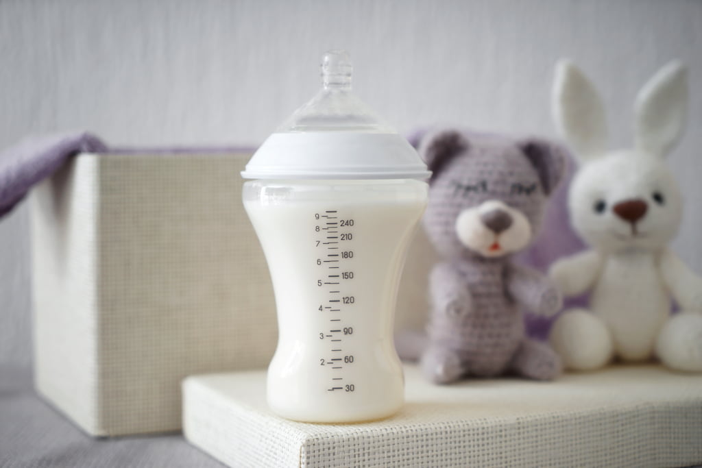 Why You Shouldn't Store Breast Milk in Bottles with Nipples