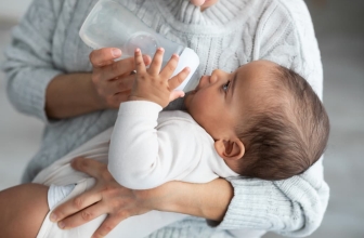 Best Bottles for Reflux: Top Picks for Comfortable Feeding